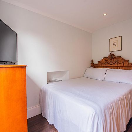 Stylish 1-Bed Flat In Soho - Prime Central London Londres Exterior foto